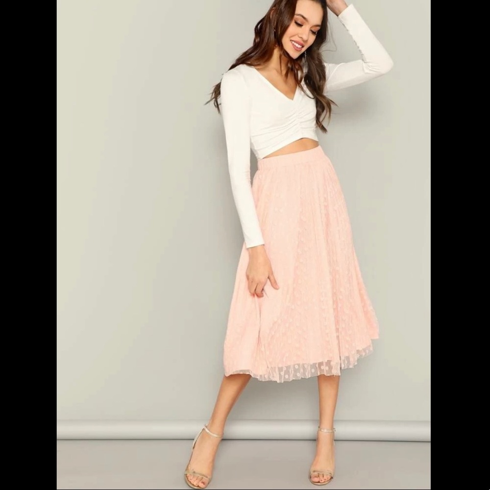 🌸Dot Mesh Overlay Flare Skirt🌸